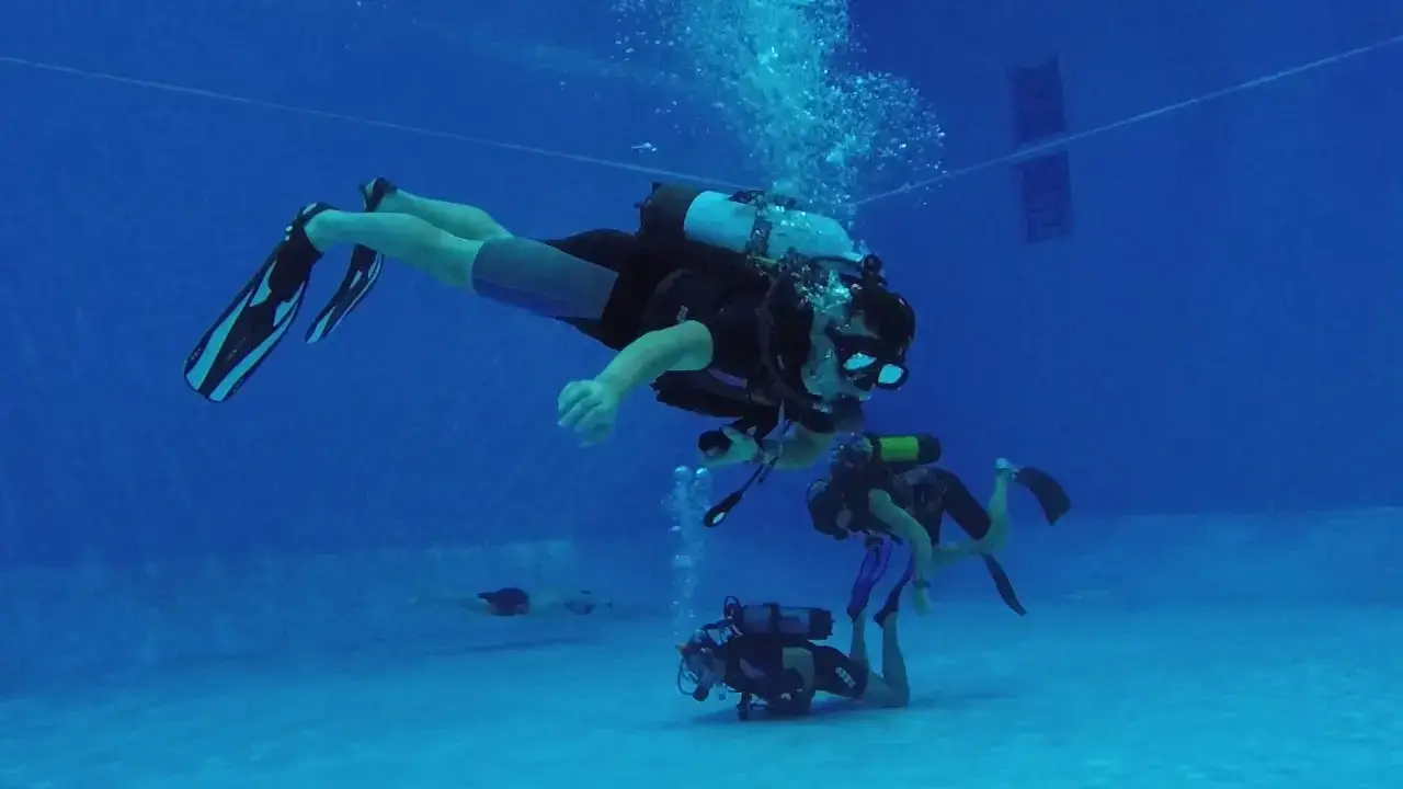 ADVANCED OPEN WATER DIVER